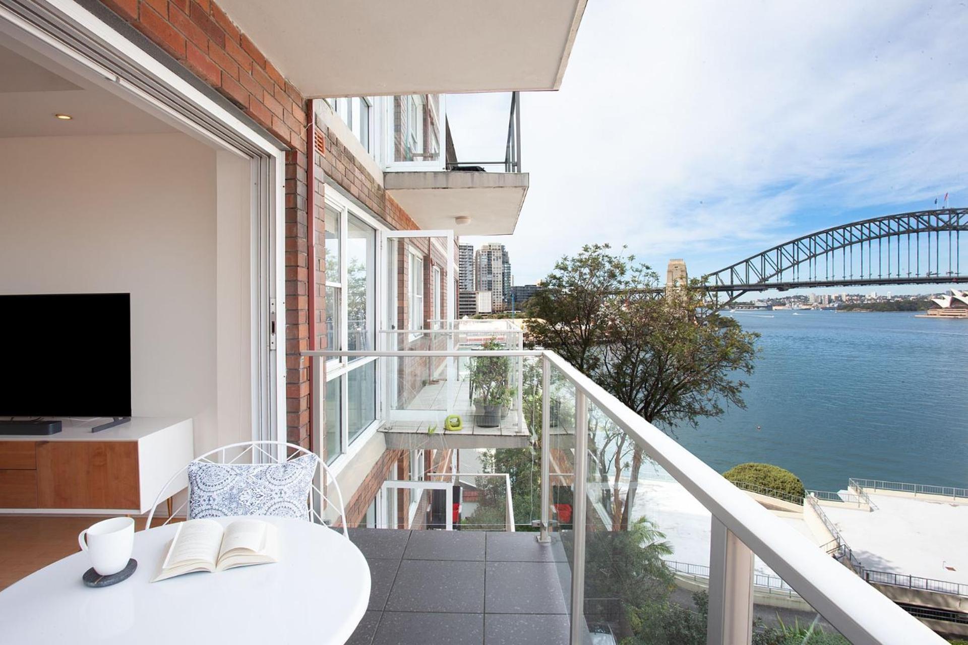 Harbour The Sun, Mcmahons Point Isyd * Sydney
